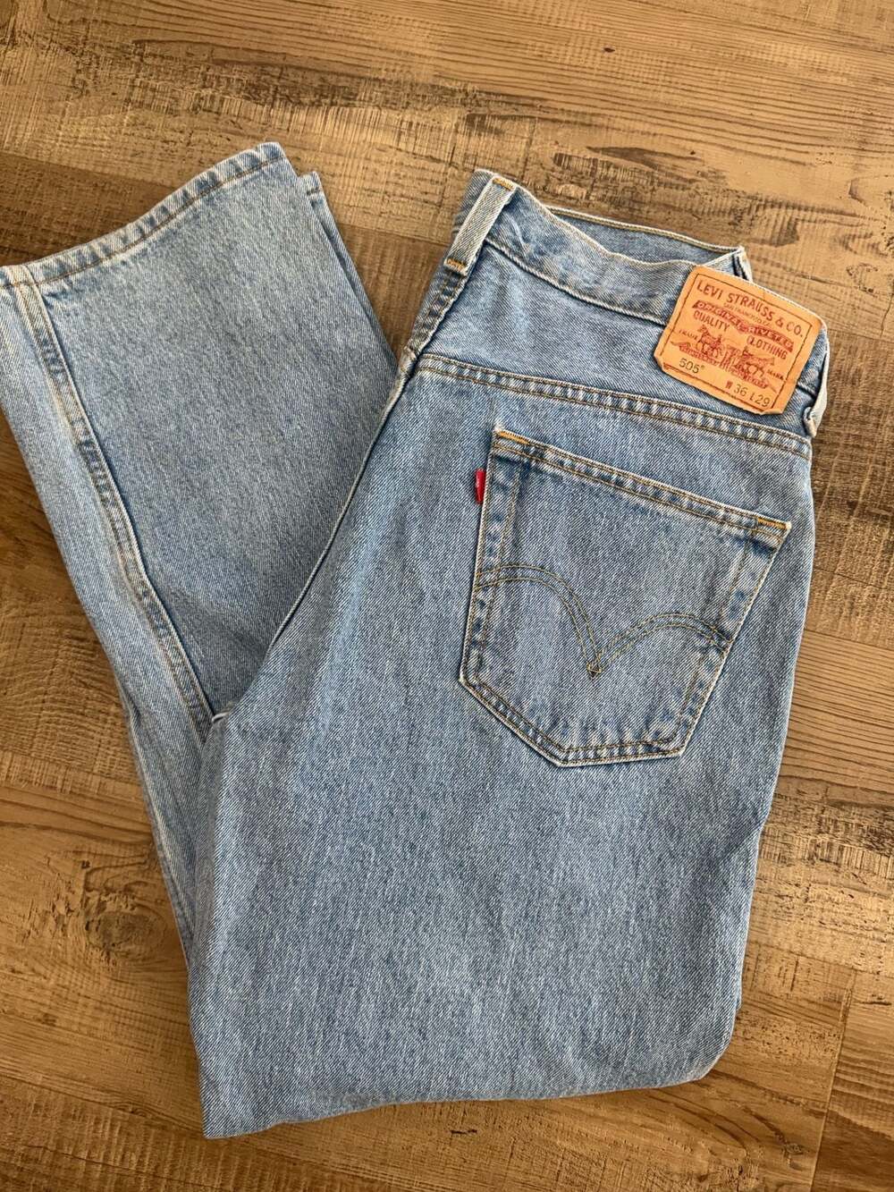 Levi's 505 Regular Fit Light Wash Denim Jeans Size 36x29